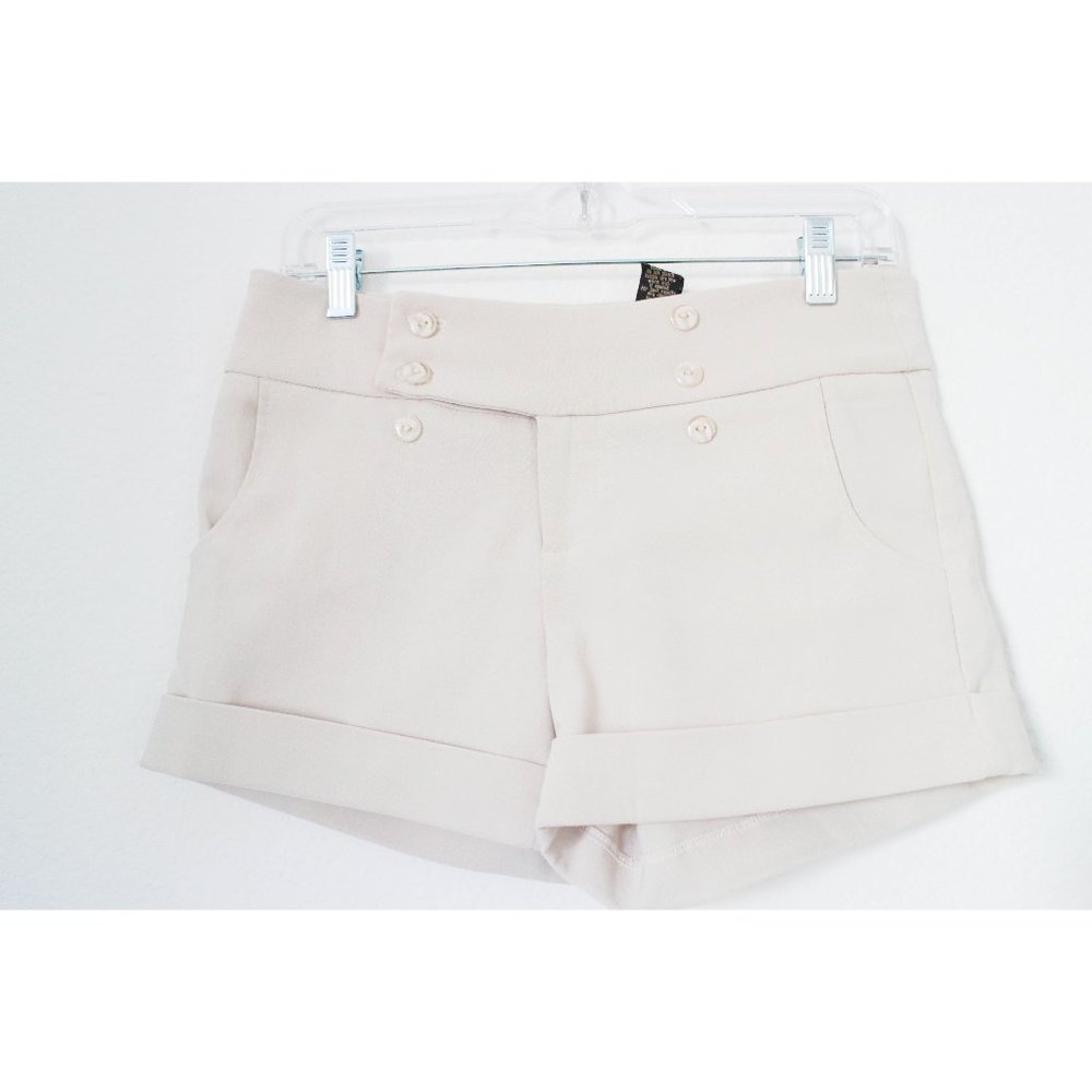 Grass Collection Creamy Beige Shorts Size 1
